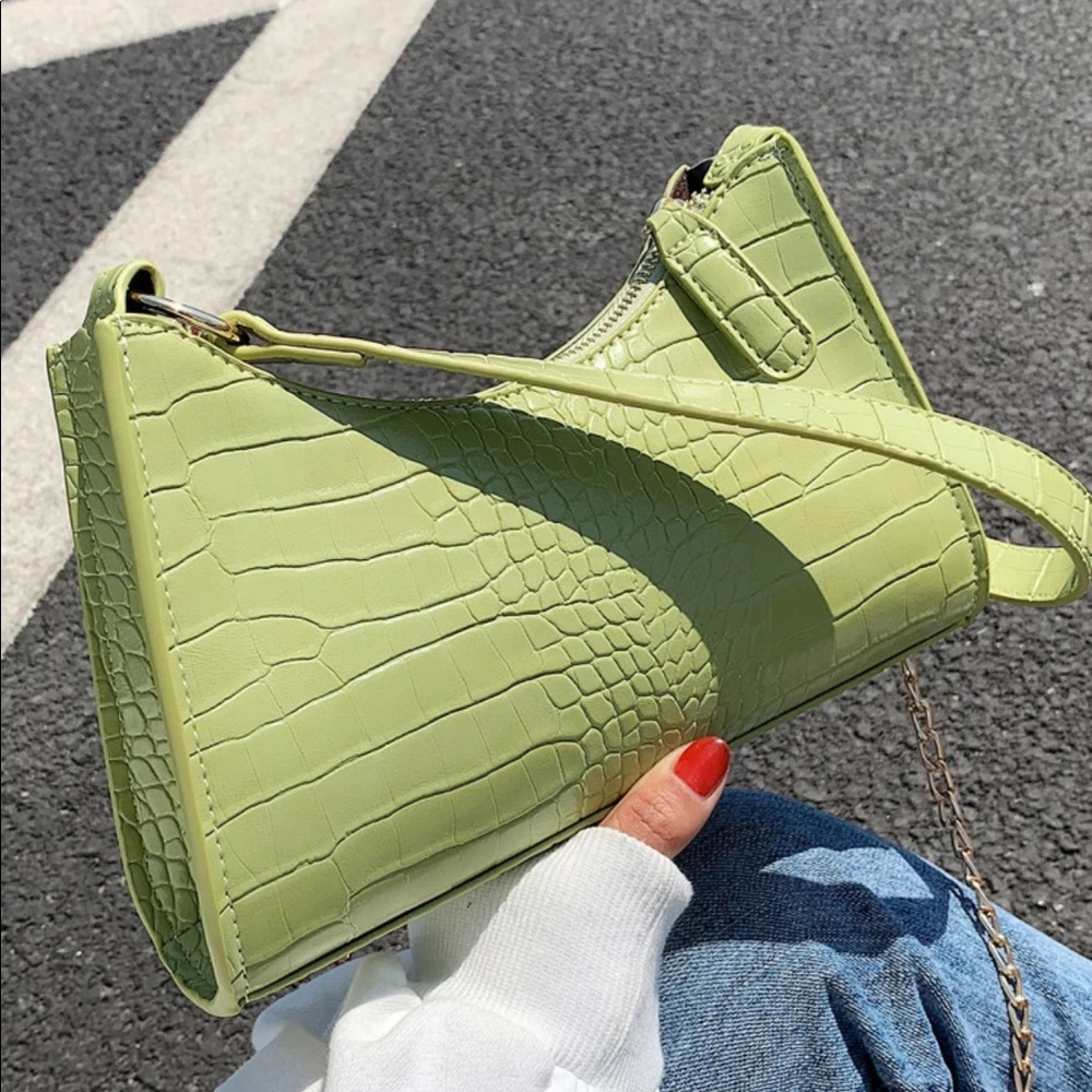 New Croc green Embossed Tote Bag vegan faux fur - Picture 1 of 3